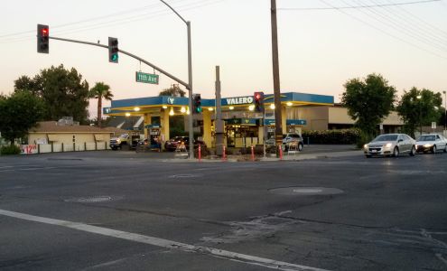 Valero Corner Store