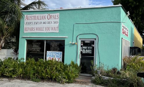 J & J Jewelry Repair & Gift