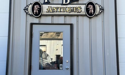 Fighting Bear Antiques