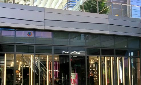 MAC Cosmetics