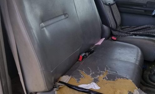 Wayne's Upholstery Hawkeye