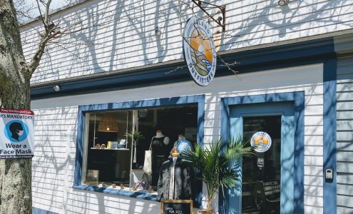 Island Outfitters Martha’s Vineyard Oak Bluffs