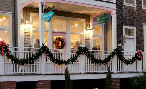 Charlotte's on Shallowbag Bay