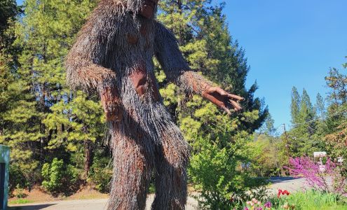 Karuk Tribe People's Center Museum & Gift Shop Happy Camp