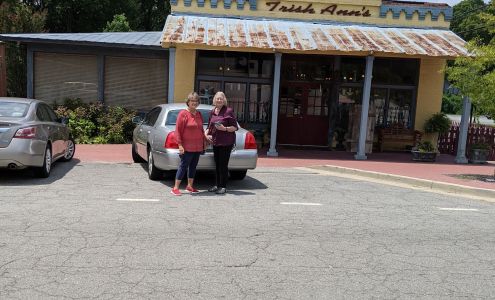 Trish Ann's Antiques & Tea Room Haddock