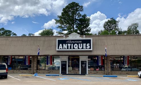 Showroom Antiques Woodville