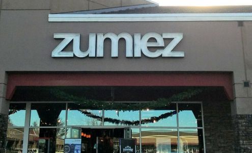 Zumiez