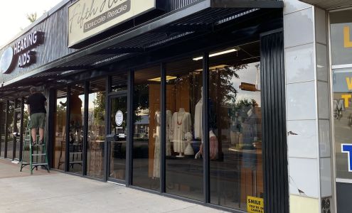 Fifth Avenue Upscale Resale