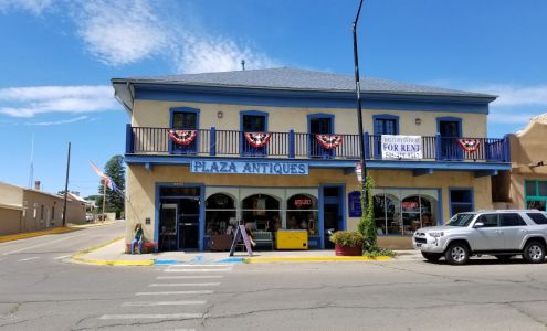 Plaza Antiques
