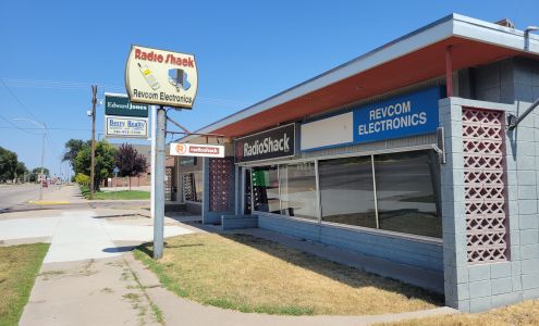 Revcom Electronics - RadioShack Dealer