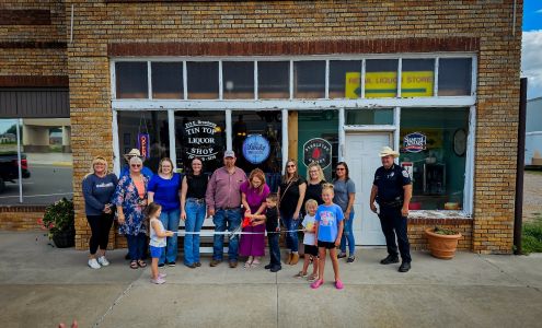 Tin Top Liquor Shop Vici