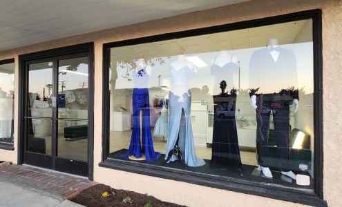 Leo's Bridal By Ana Belen