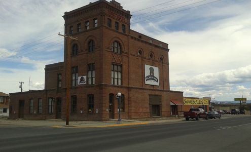 Black Dog Antiques & Interiors