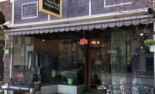 The Fox & The Hare Mountain Wear Wallace