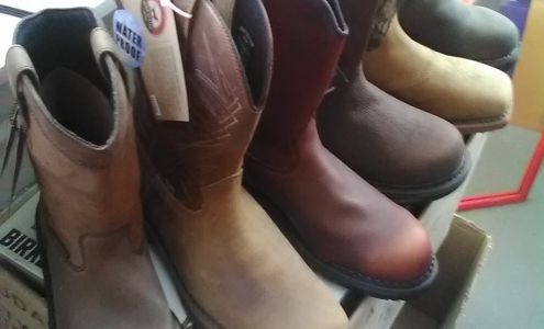 Oxford Shoe College Corner