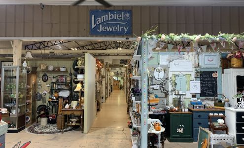 Piney River Antique Mall