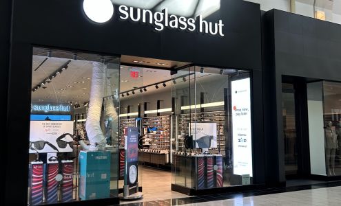 Sunglass Hut at Macy's