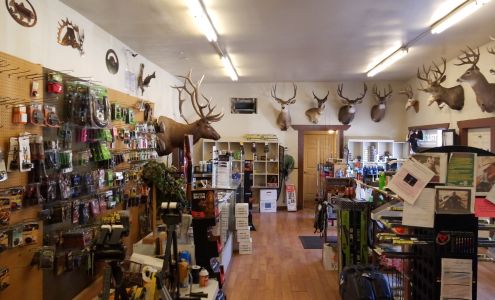Buck's Sporting Goods Choteau