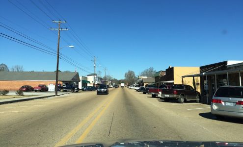 Rainbow Dollar Store Tishomingo