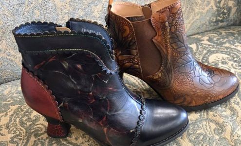 Four Seasons Boutique & Shoe