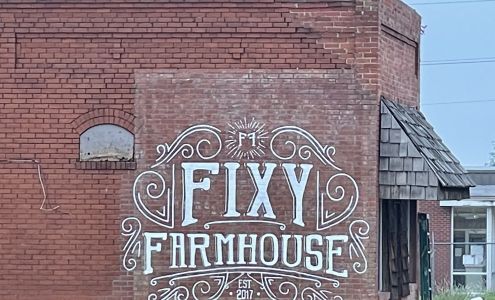 The Fixy Farmhouse Leedey