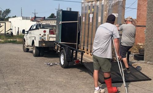 Lindsey's liquor Shattuck