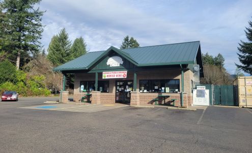 Lakeside Country Store Cougar