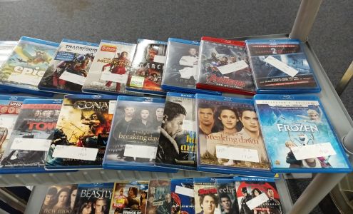 Ms. Arias' Formal Boutique