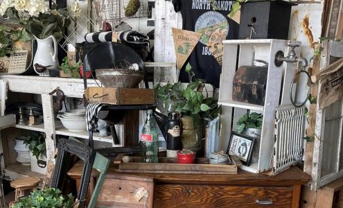 The Rustic Flea Michigan