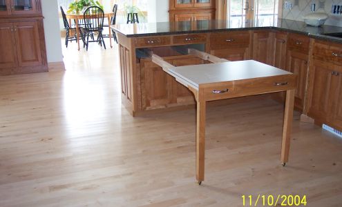 Helmuth Holz Haus LLC Rosebush