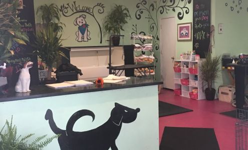 K9 Spa 404 E Cherokee Ave, Sallisaw Oklahoma 74955