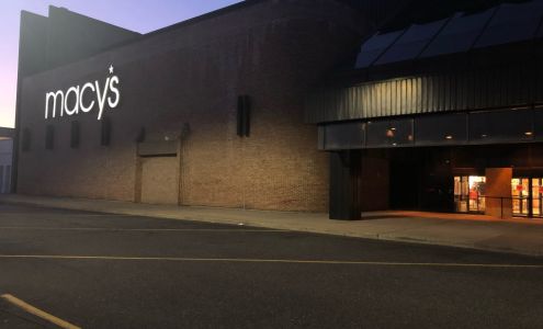 Estee Lauder Lake Grove