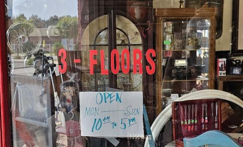 Laughing Loon Emporium