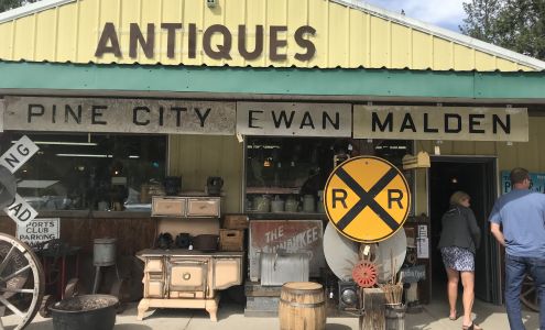 Place of Antiques Saint Regis