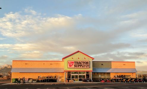 Tractor Supply Thatcher