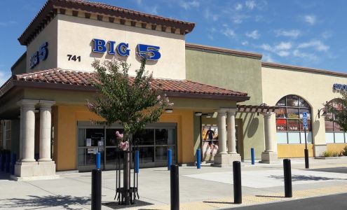 Big 5 Sporting Goods