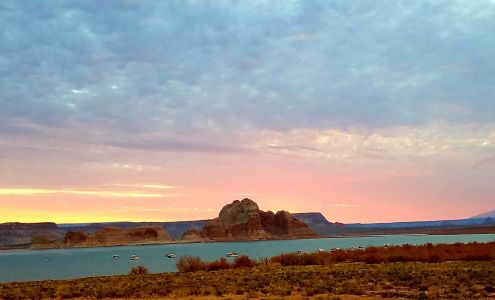 Wahweap Marina Gas station Page