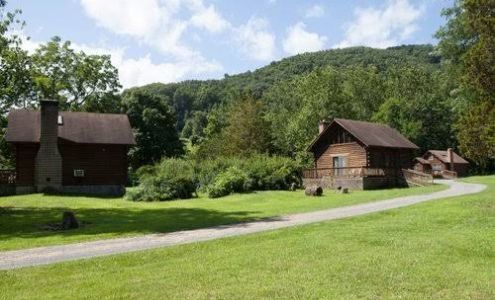 Yokum's Vacationland Seneca Rocks