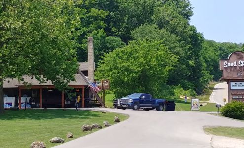 Sand Spring Resort