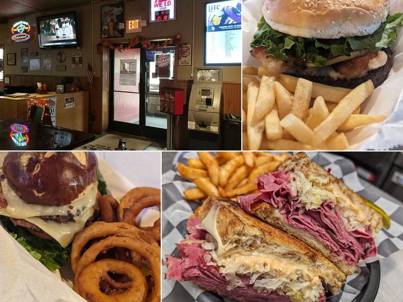 Hawk's Sports Bar & Grill