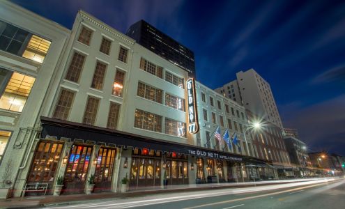 The Old No. 77 Hotel & Chandlery