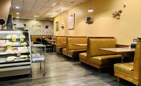 Showtime Lanes Family Fun Center & Kaylee's Cafe Virden