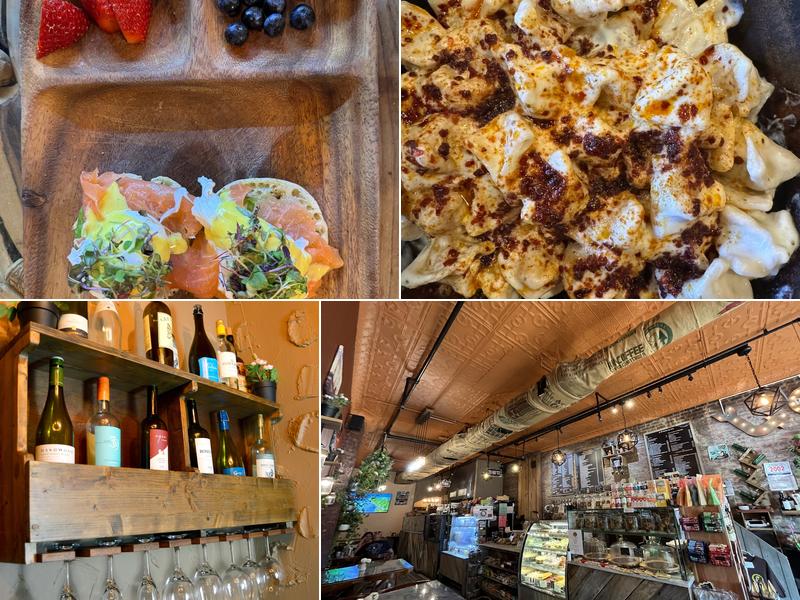 The Roaster Cafe & Bistro