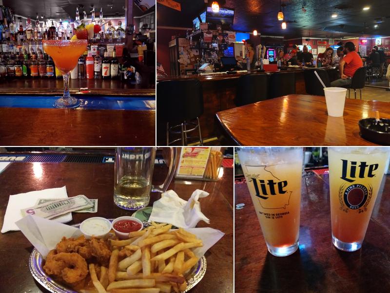 Blueberry Hill Bar And Grill