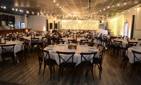 Red Rock Bar & Grille