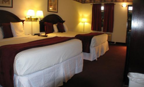 Dodge House Hotel & Convention Center