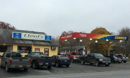 Lloyd's Family Market