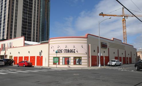 U-Haul Moving & Storage of Kakaako