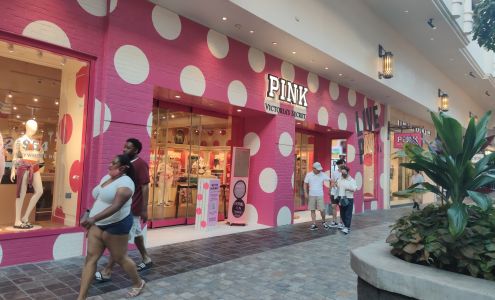 Victoria's Secret & PINK by Victoria's Secret