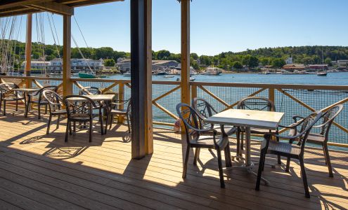 Fisherman's Wharf Inn